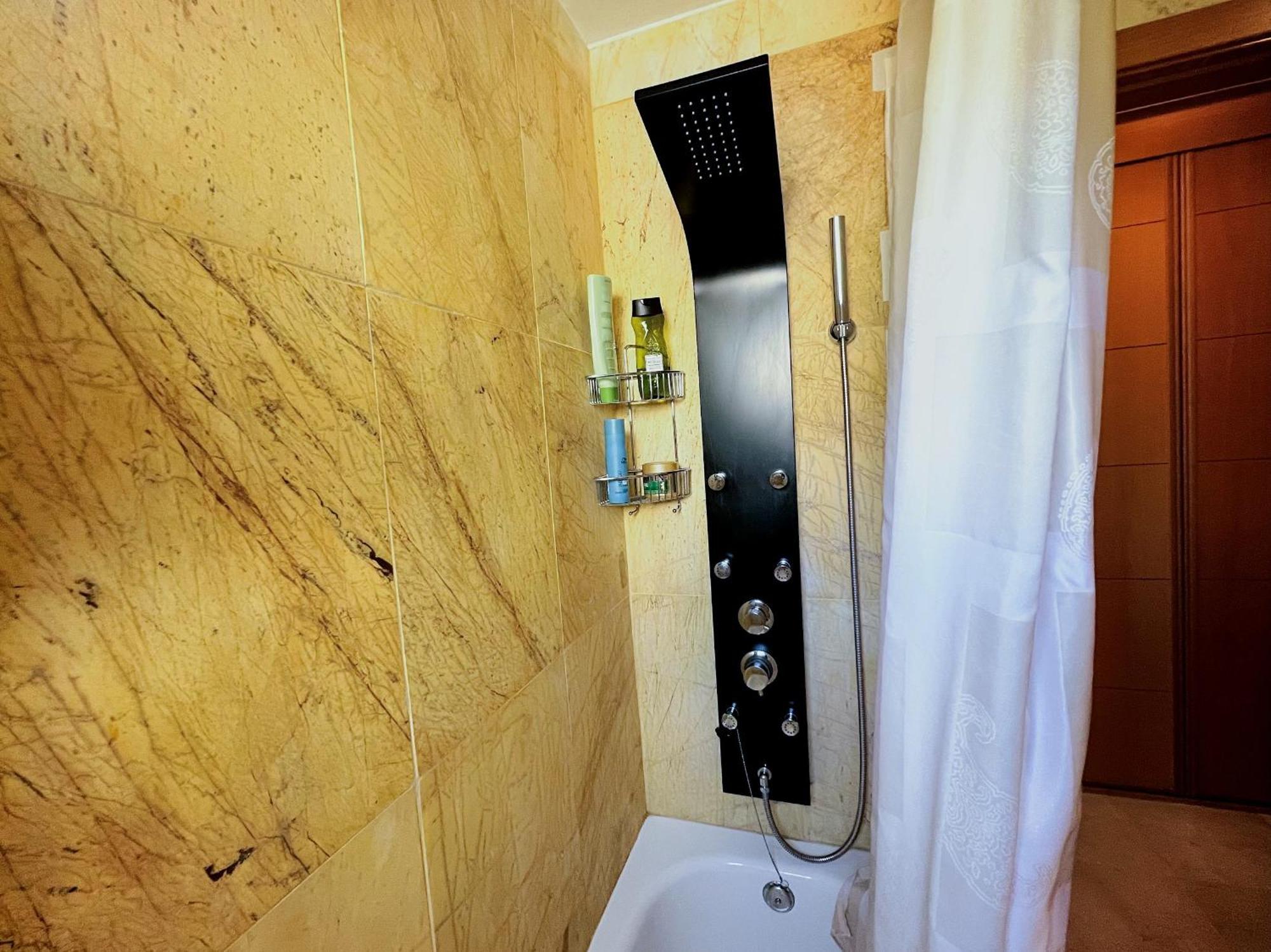Beautiful Apartment With Pools, Playground And Paddle Tennis - Family Friendly And Near Vithas Hospital - Free Parking In Garage Benalmádena Eksteriør bilde